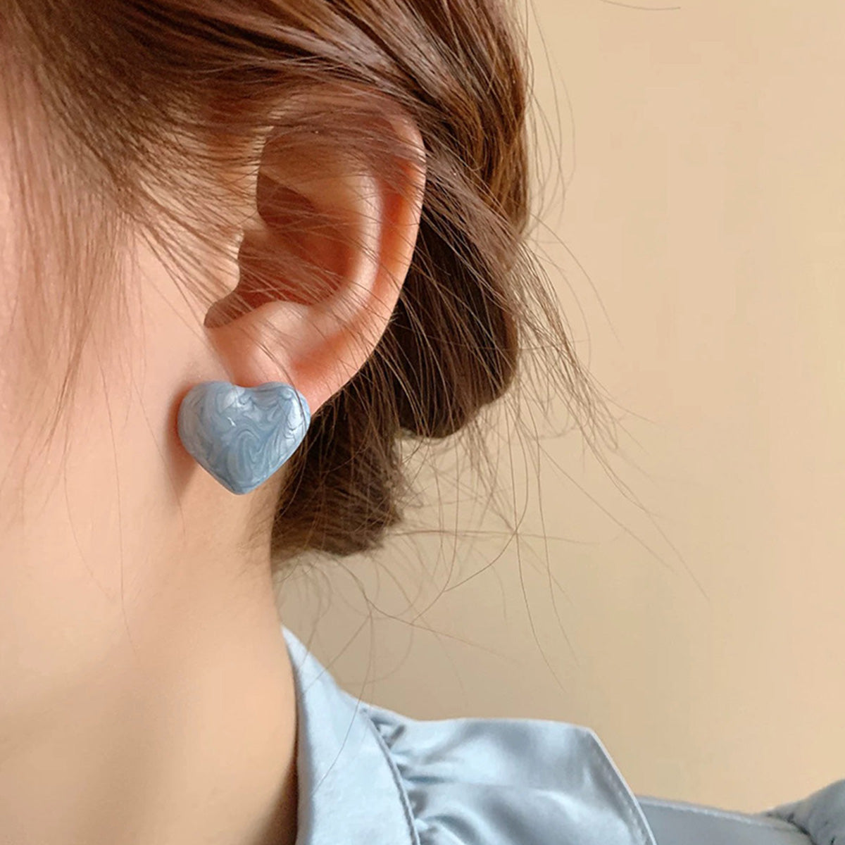 Oil Dripping Love Fashion Heart Earrings