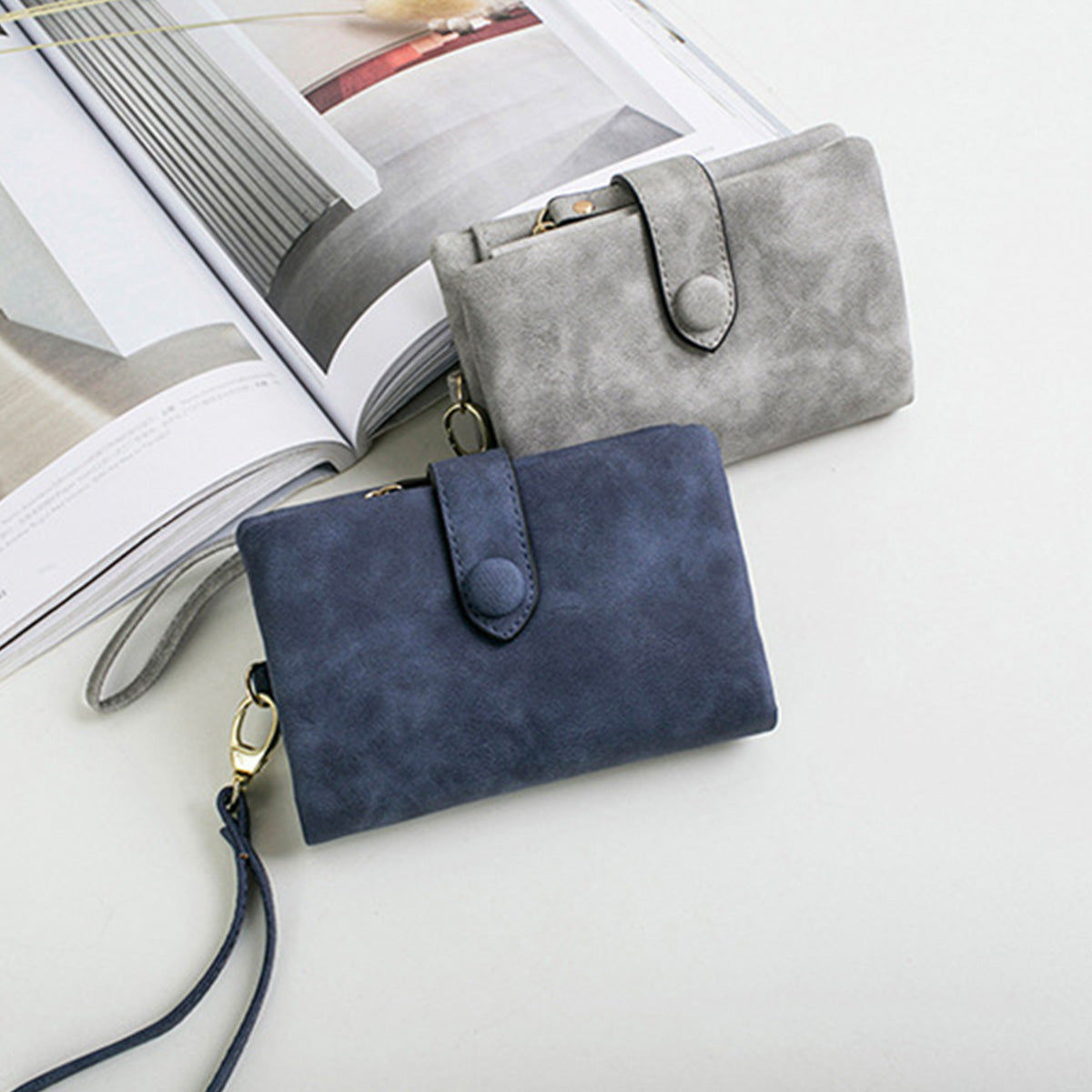 Women's Frosted Large Capacity Short Wallet
