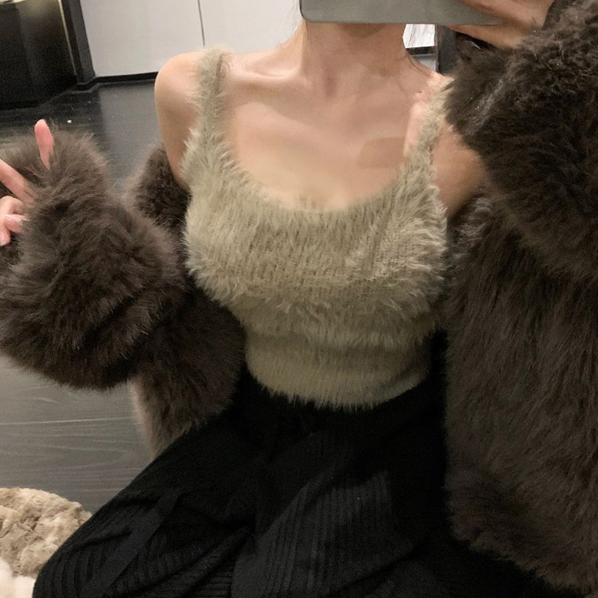 Soft Mink Fur Short Knitted Vest