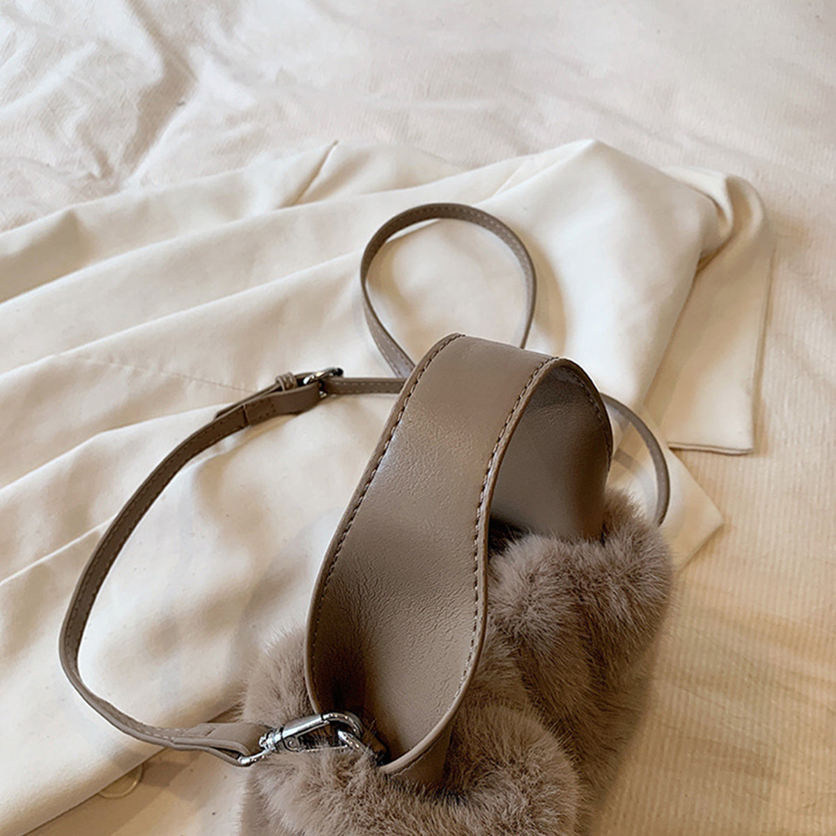 Pleated Plush Bag Handbag Crossbody Bag