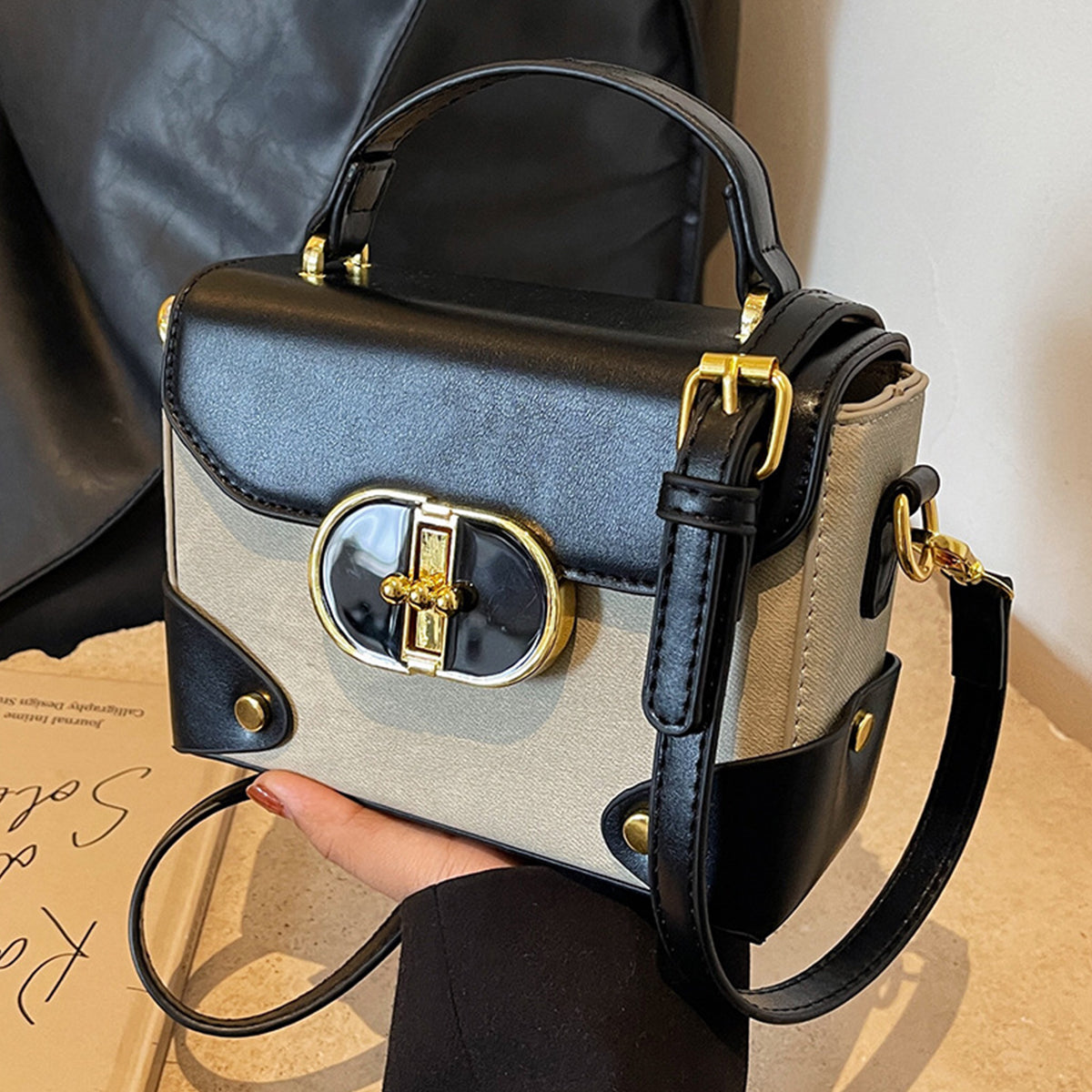 Retro Shoulder Messenger Bag Handbag Small Square Bag