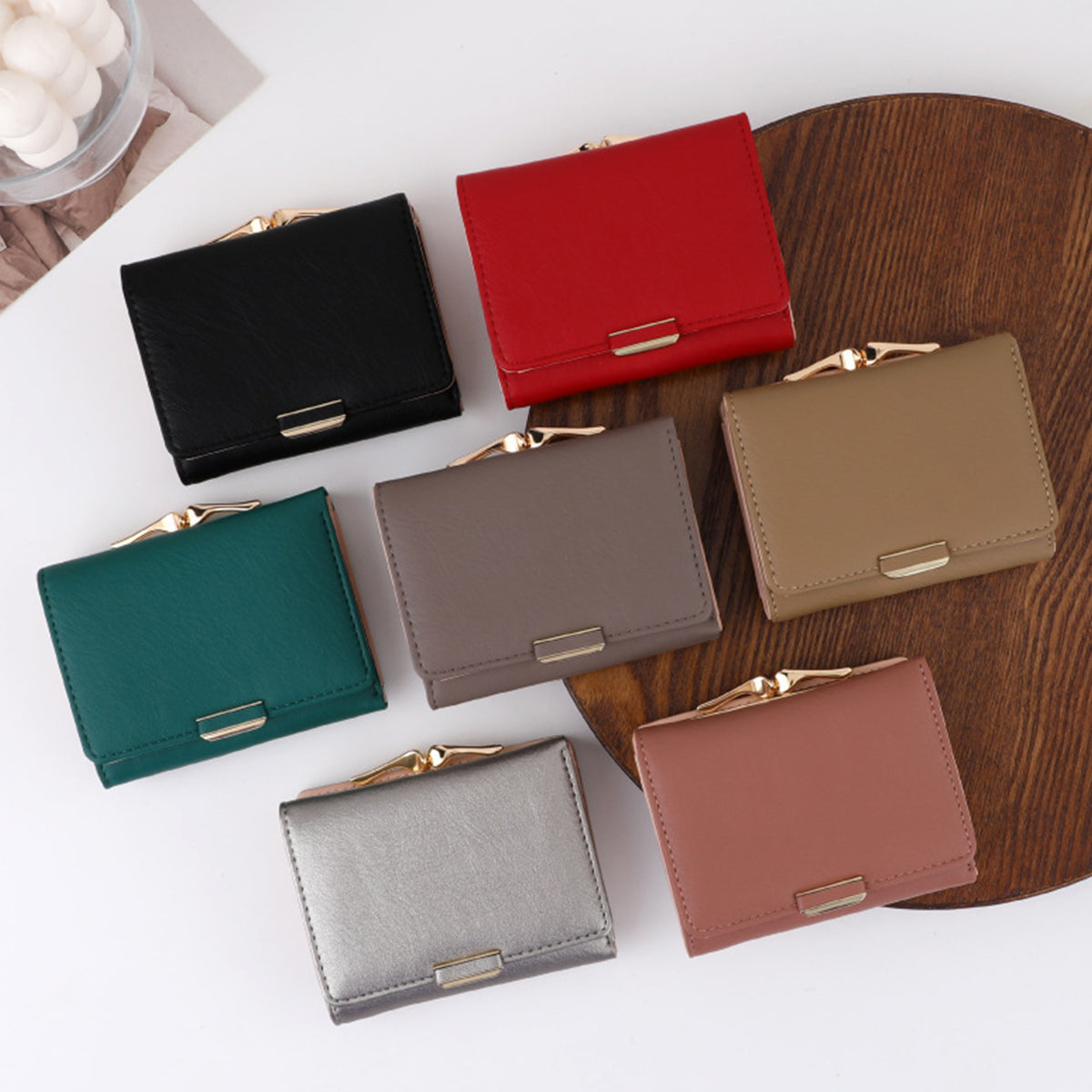 High-Grade Leather Creative Handmade Ladies Short Wallet