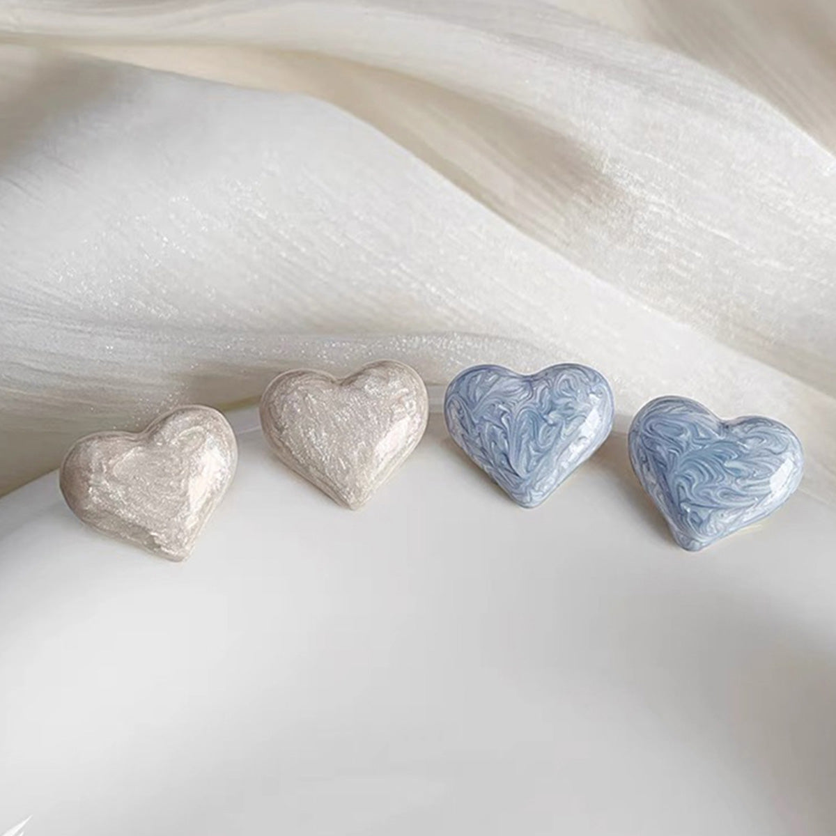 Oil Dripping Love Fashion Heart Earrings