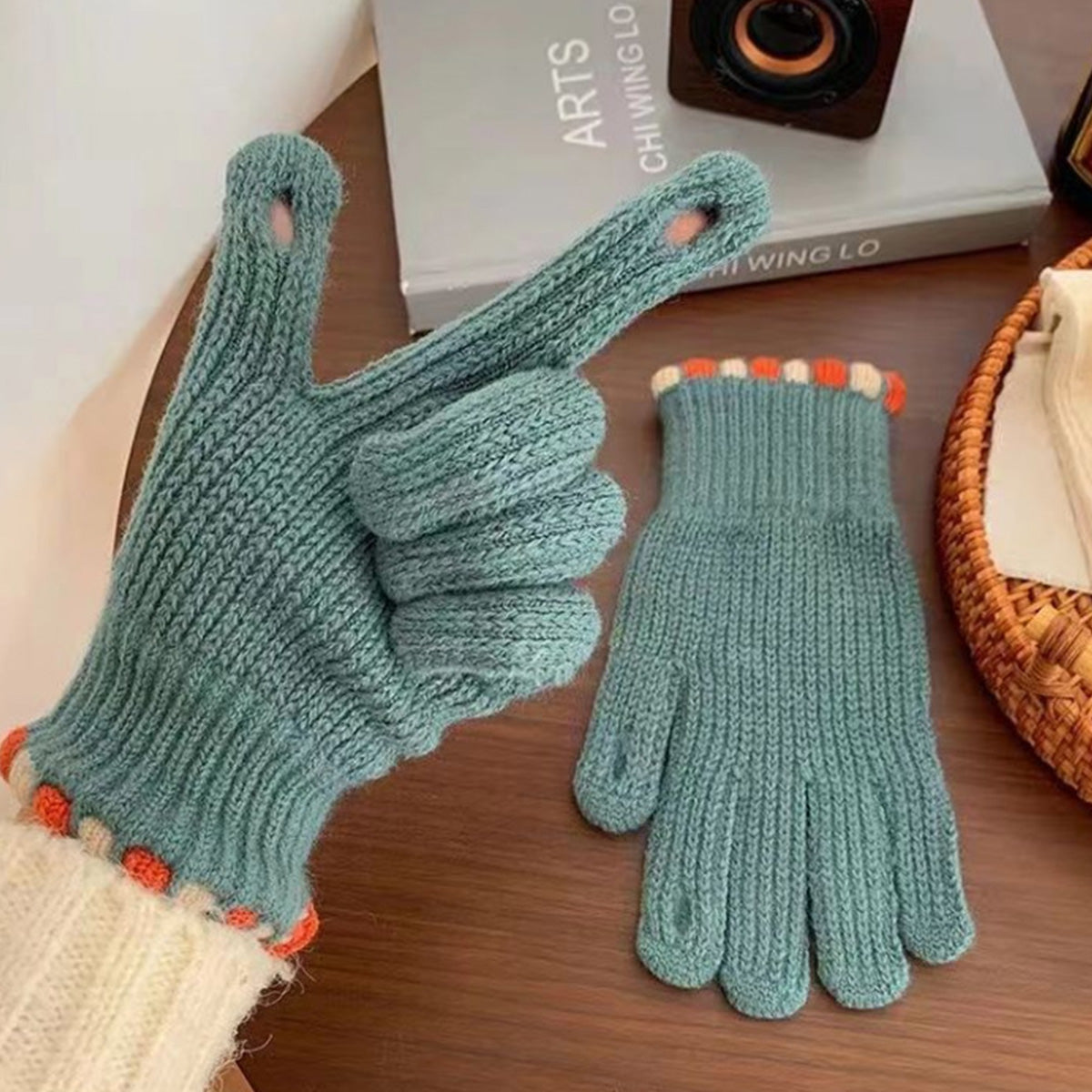 Knitted gloves for women thickened touch screen split finger gloves