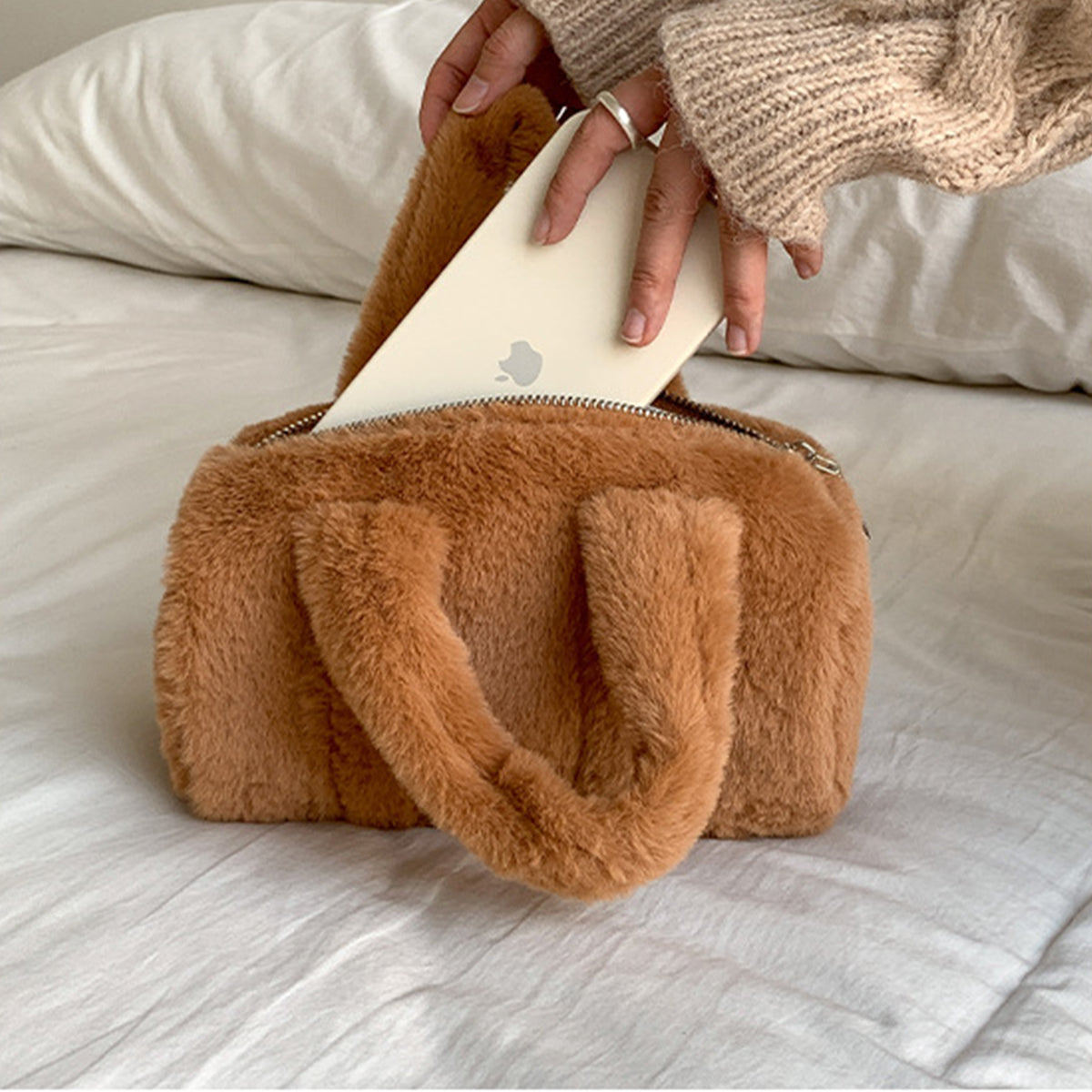 Autumn Winter Cylindrical Handbag Plush Bag