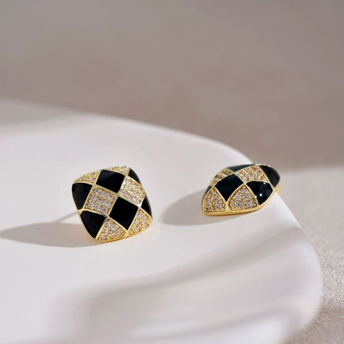Checkerboard Square Temperament Versatile Earrings