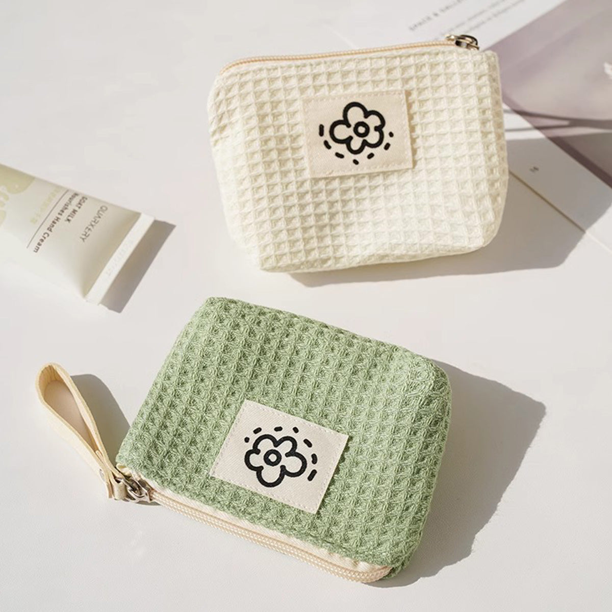 Cute Simple Fresh Flower Coin Purse