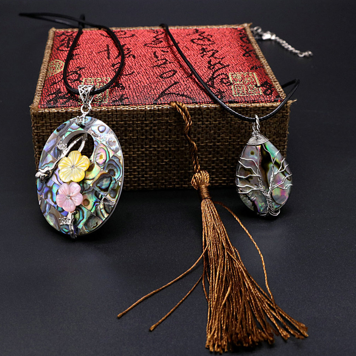 Shell Flower Necklace Tree of Life Braided Pendant