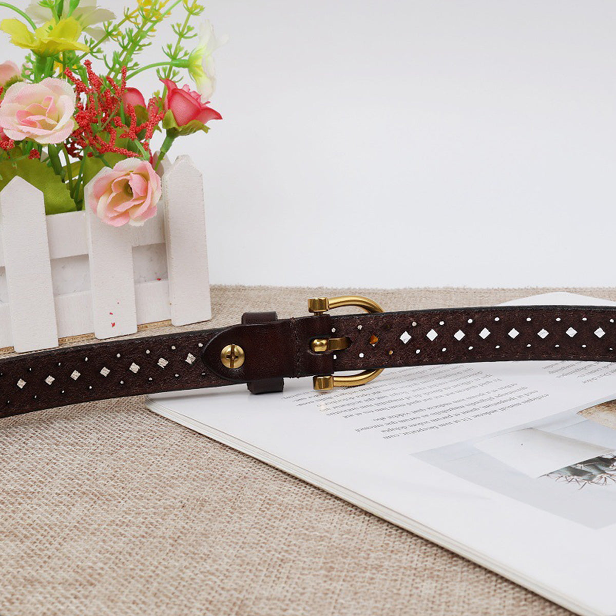 Top-Grain Cowhide Brown Retro Hollow Belt