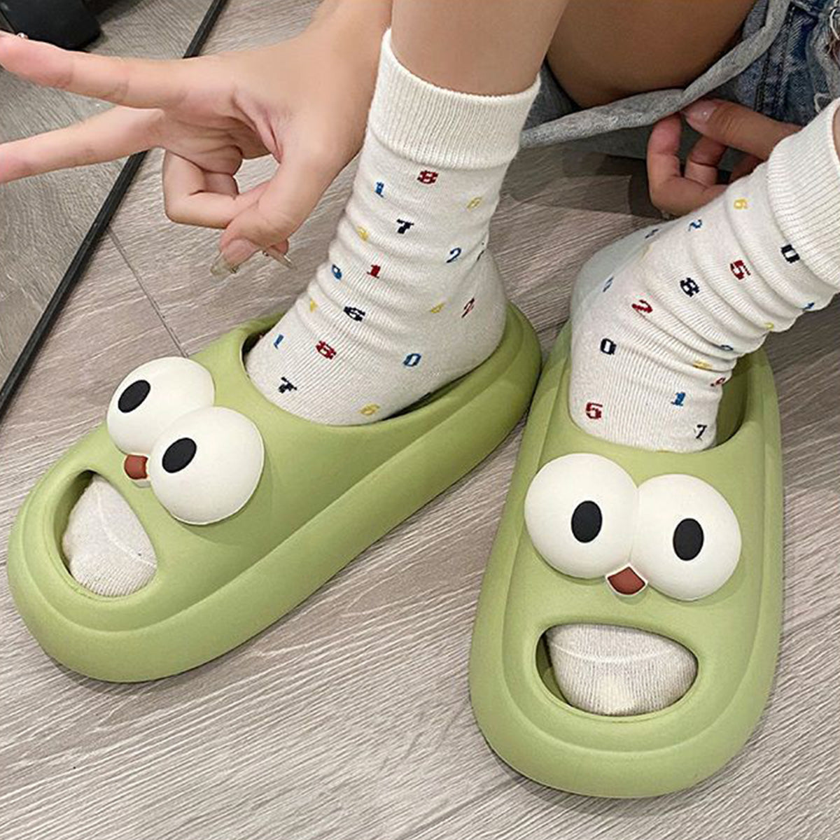 Thick-Soled Slippers for Men for Indoor Non-Slip Bathing