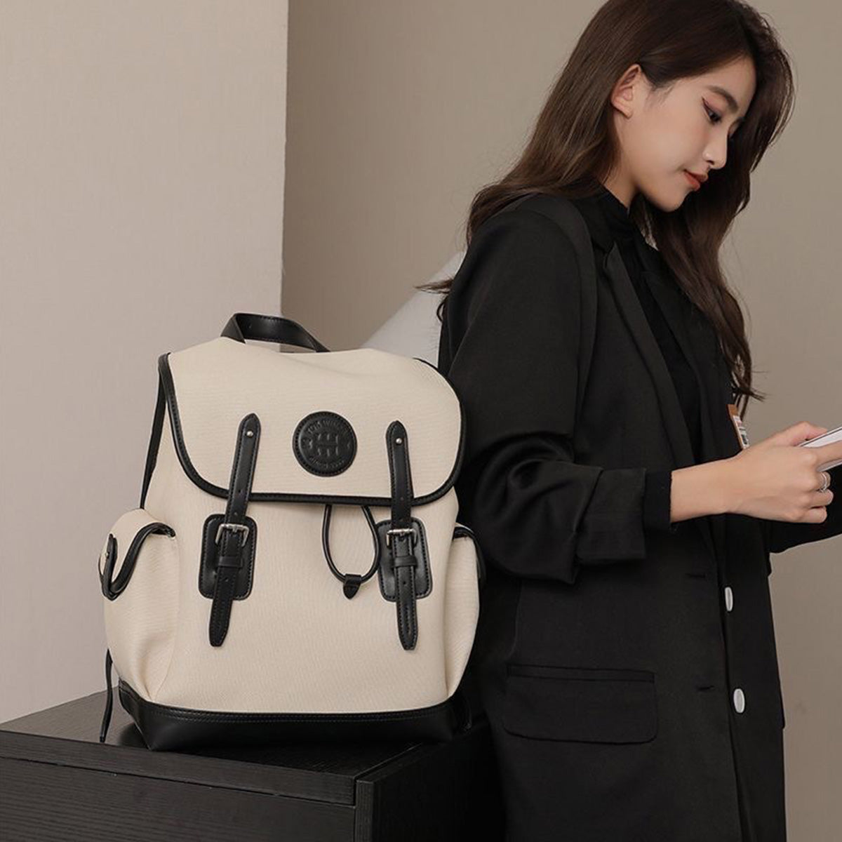 Large-Capacity Canvas Campus Backpack