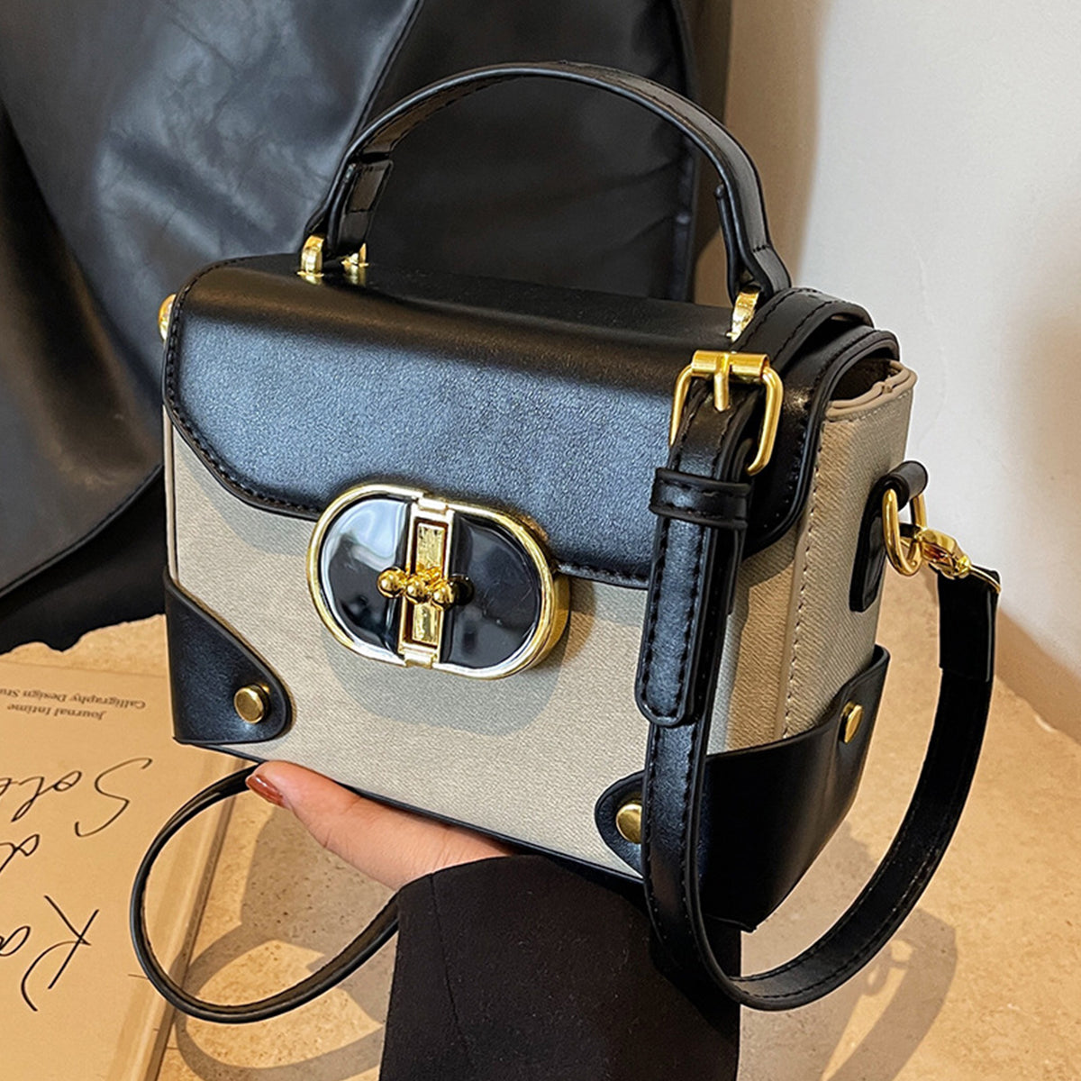 Retro Shoulder Messenger Bag Handbag Small Square Bag
