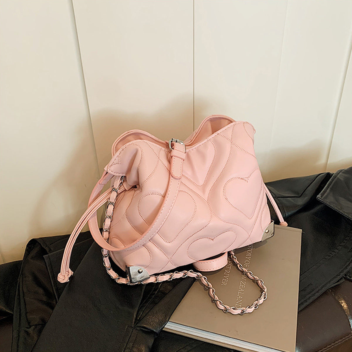 2025 Popular Women's Crossbody Bag Single Shoulder Bucket Bag