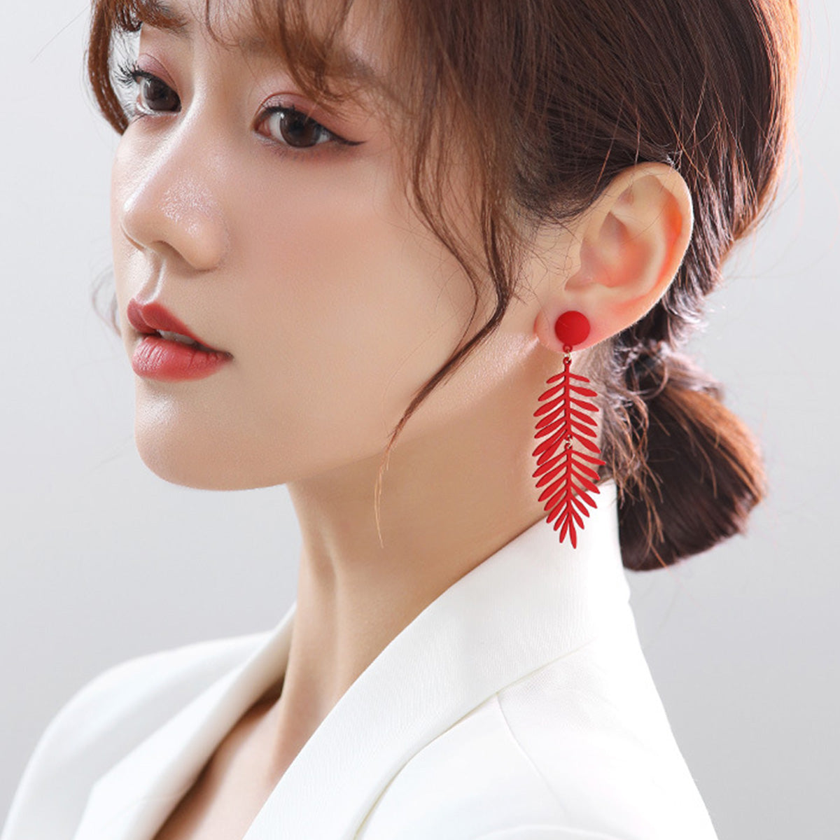 Silver Needle Korean Retro Green Leaf Earrings