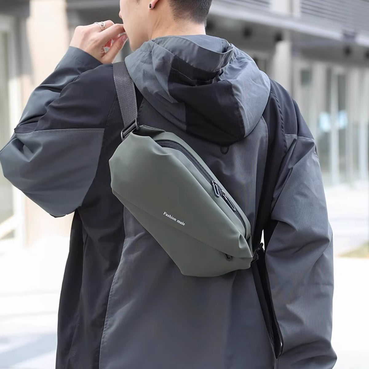 Men's Outdoor Chest Bag Casual Shoulder Messenger Bag