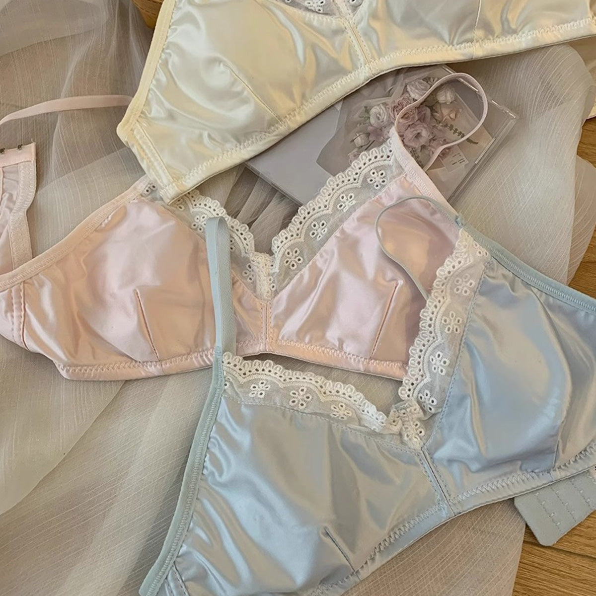 Triangle Cup Lace Edge Rabbit Ear Cup Underwear