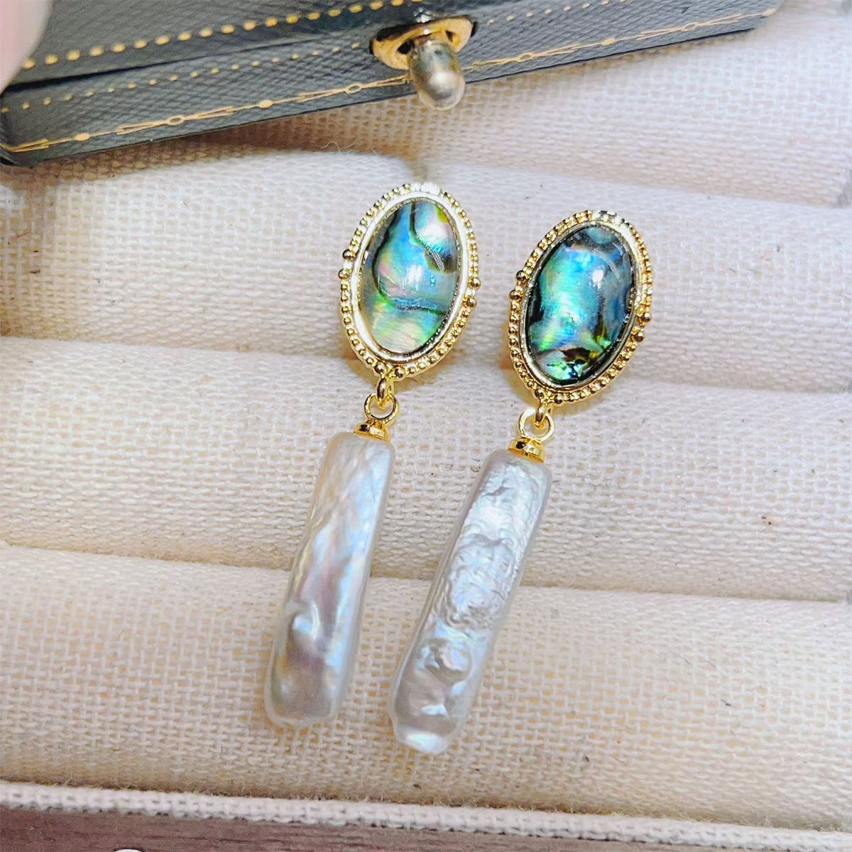 Simple Slender Baroque Opposite-Sex Pearl Earrings