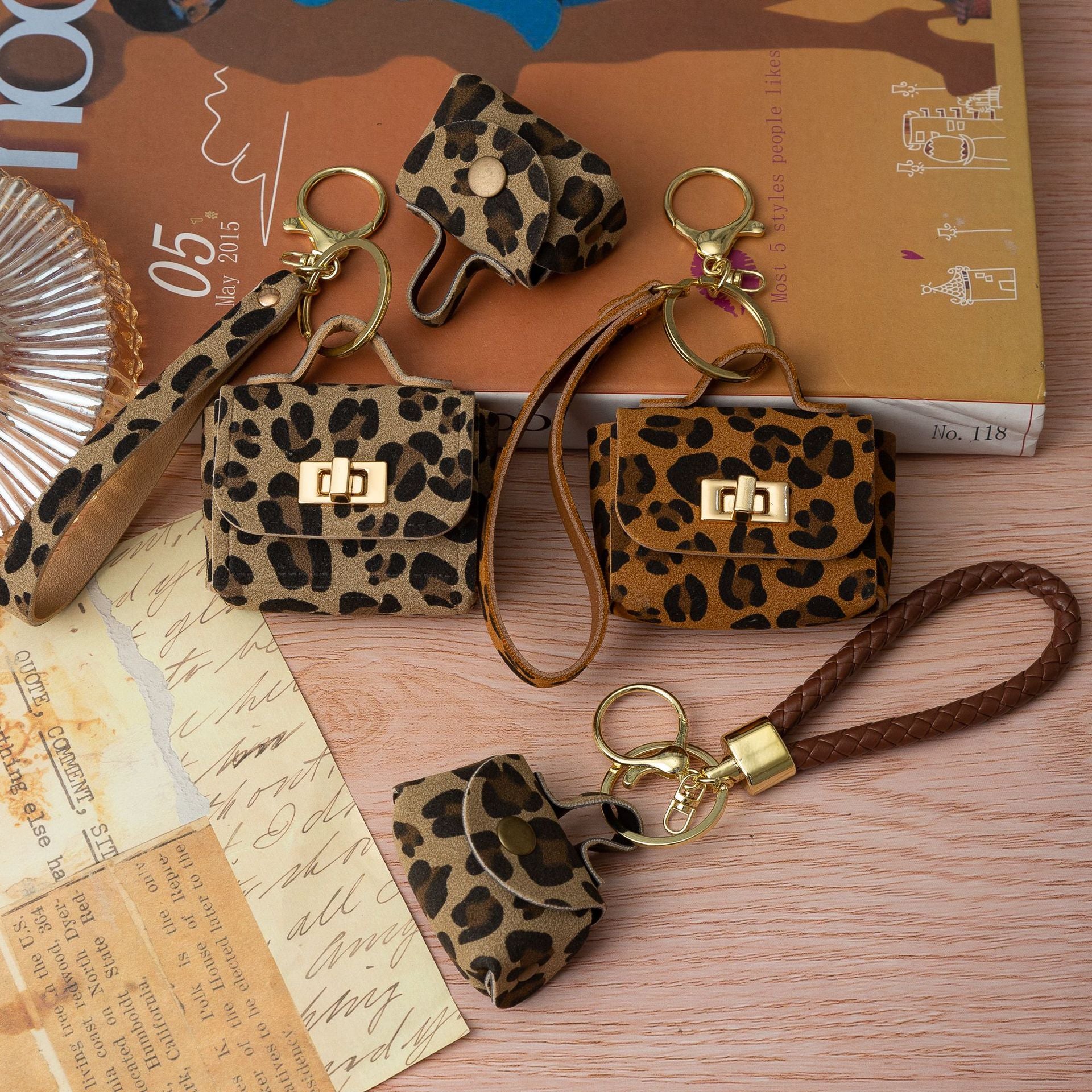 New Creative Zero Wallet Keychain Cute Girl Bag Pendant Car Keychain Backpack Hanger Small Gift