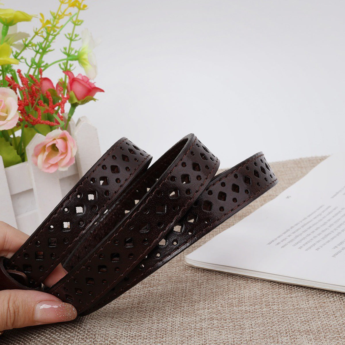 Top-Grain Cowhide Brown Retro Hollow Belt