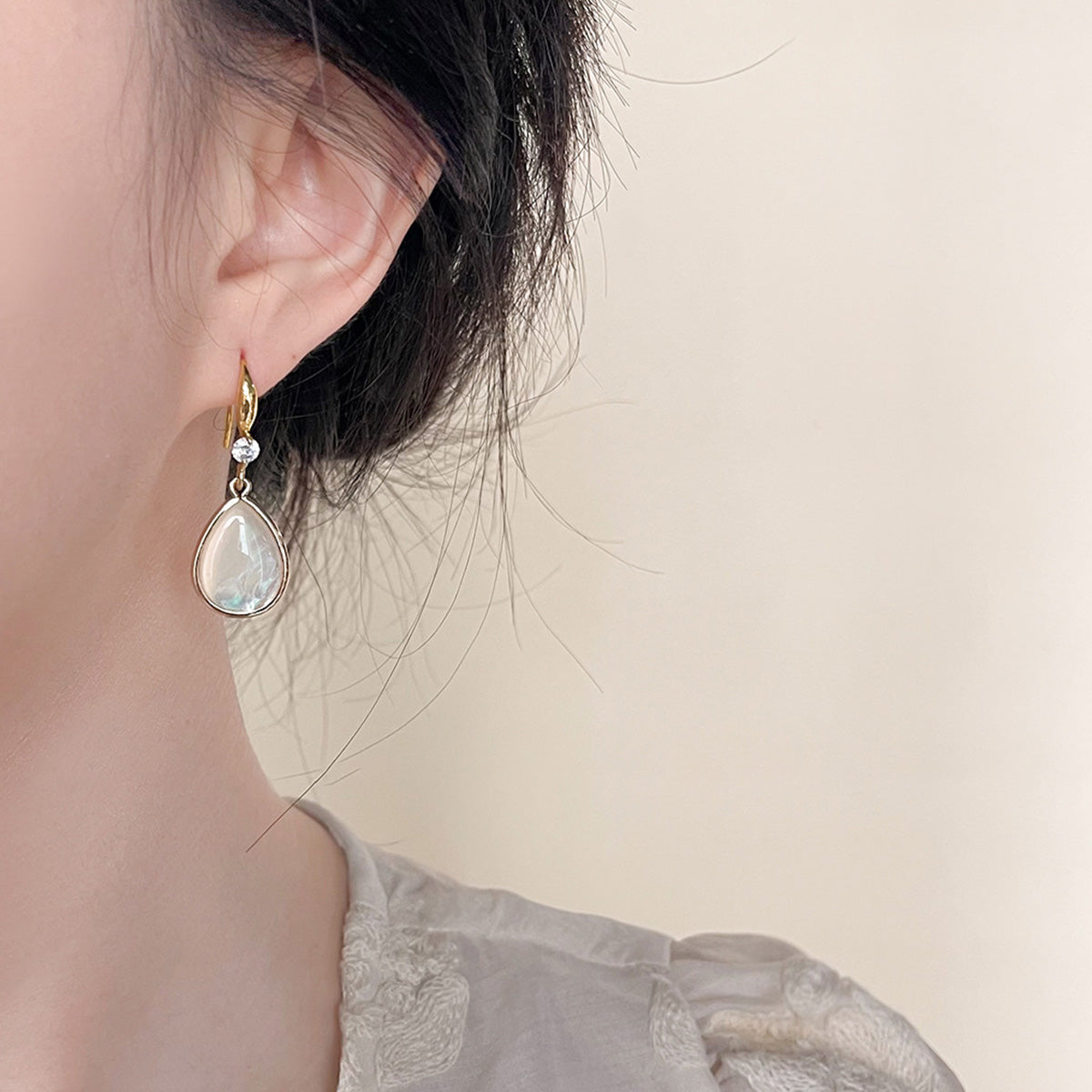 Natural Shell Tassel Earrings