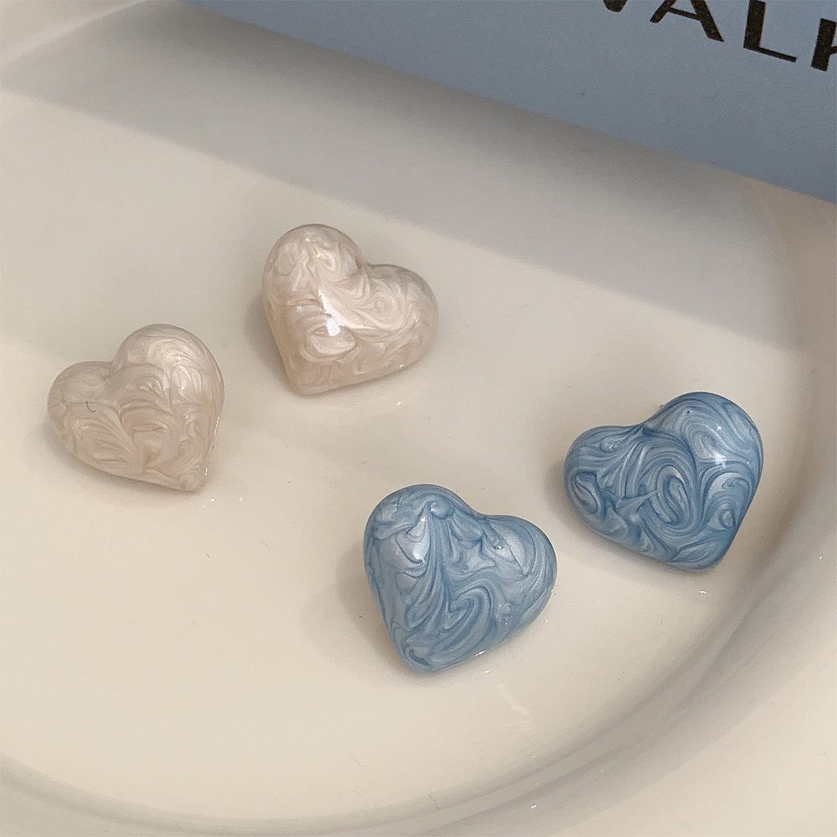 Oil Dripping Love Fashion Heart Earrings