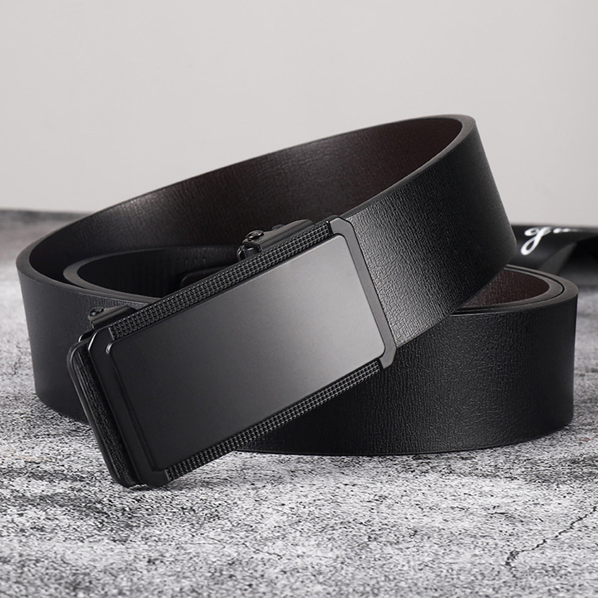Men's Trendy Business Belt Without Toothless Buckle
