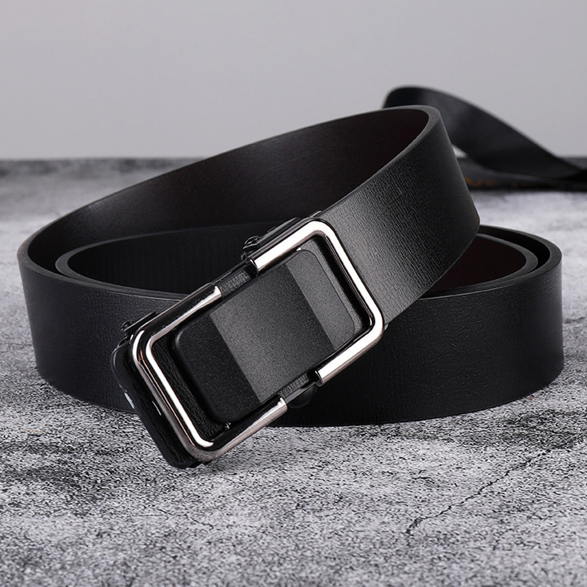 Men's Trendy Business Belt Without Toothless Buckle