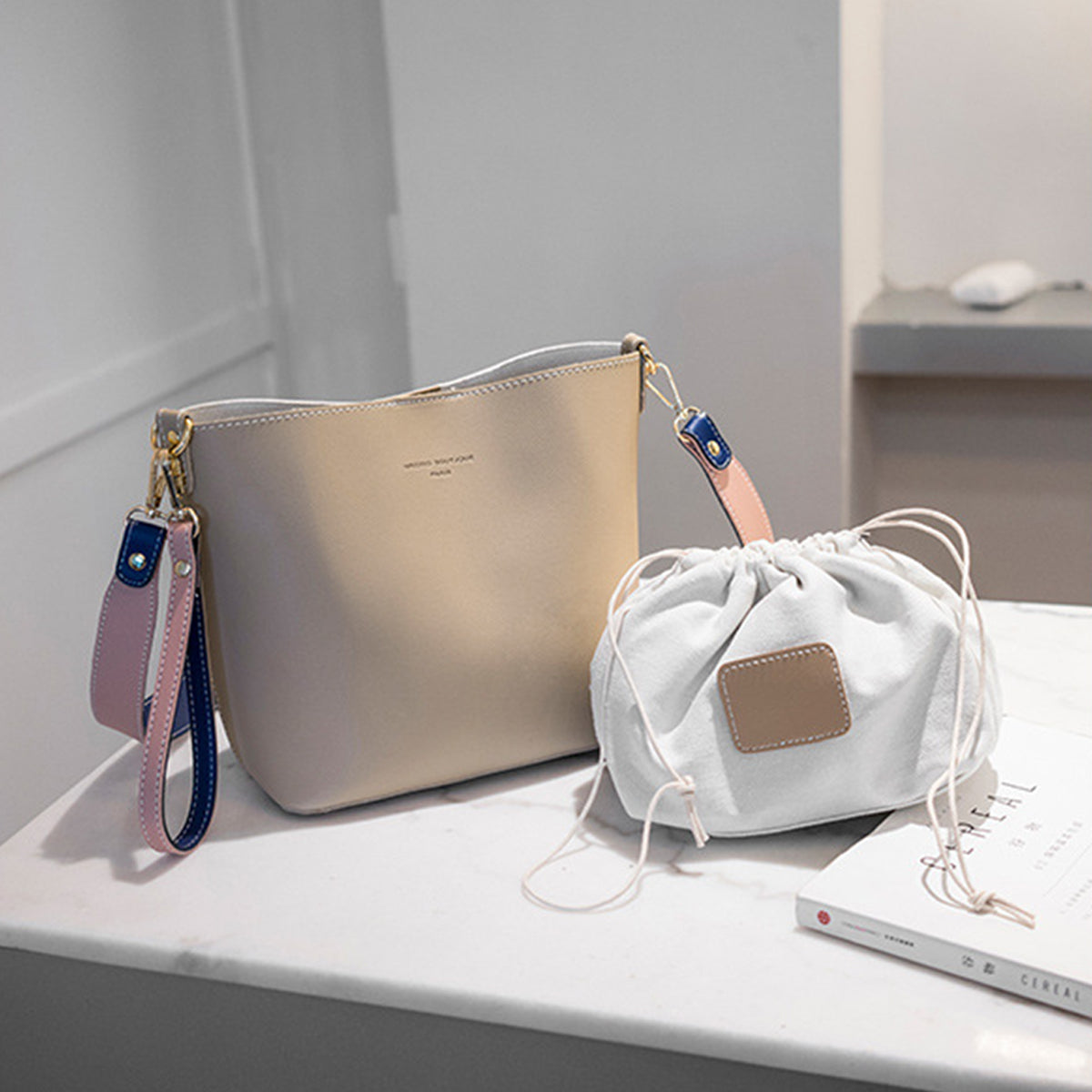 Women's Bucket Bag Single Shoulder Crossbody Bag Fashion Decoration