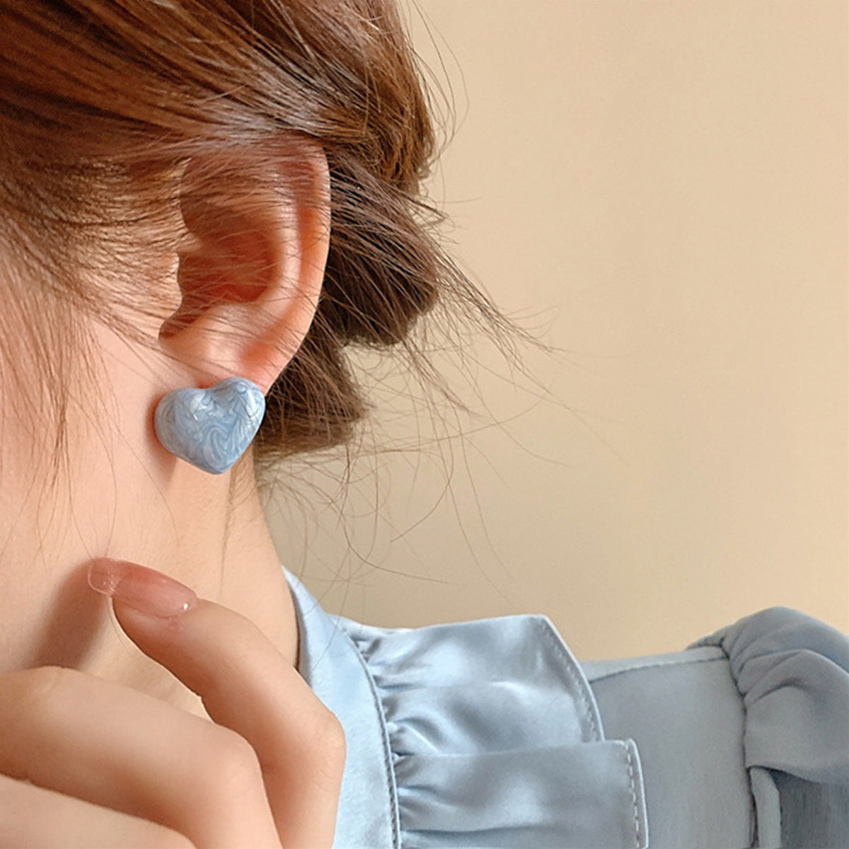 Oil Dripping Love Fashion Heart Earrings