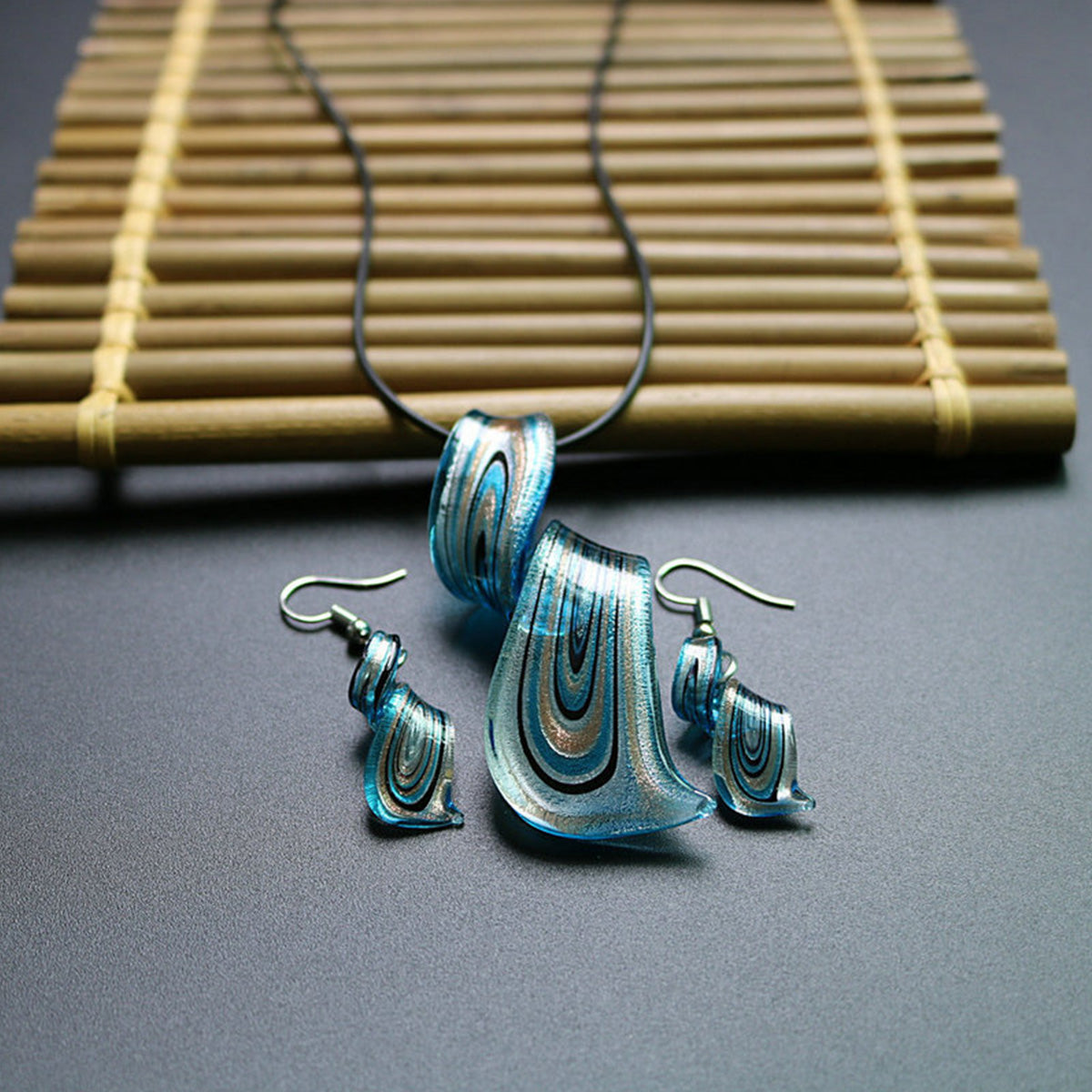 Chinese Style Handmade Spiral Knife Multi-Color Earrings Necklace Set