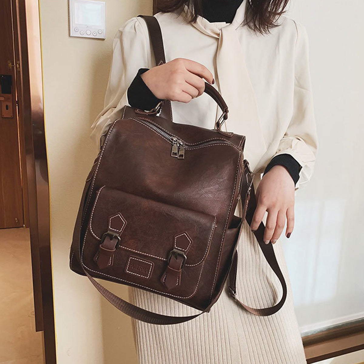 Retro British Simple College Student Backpack