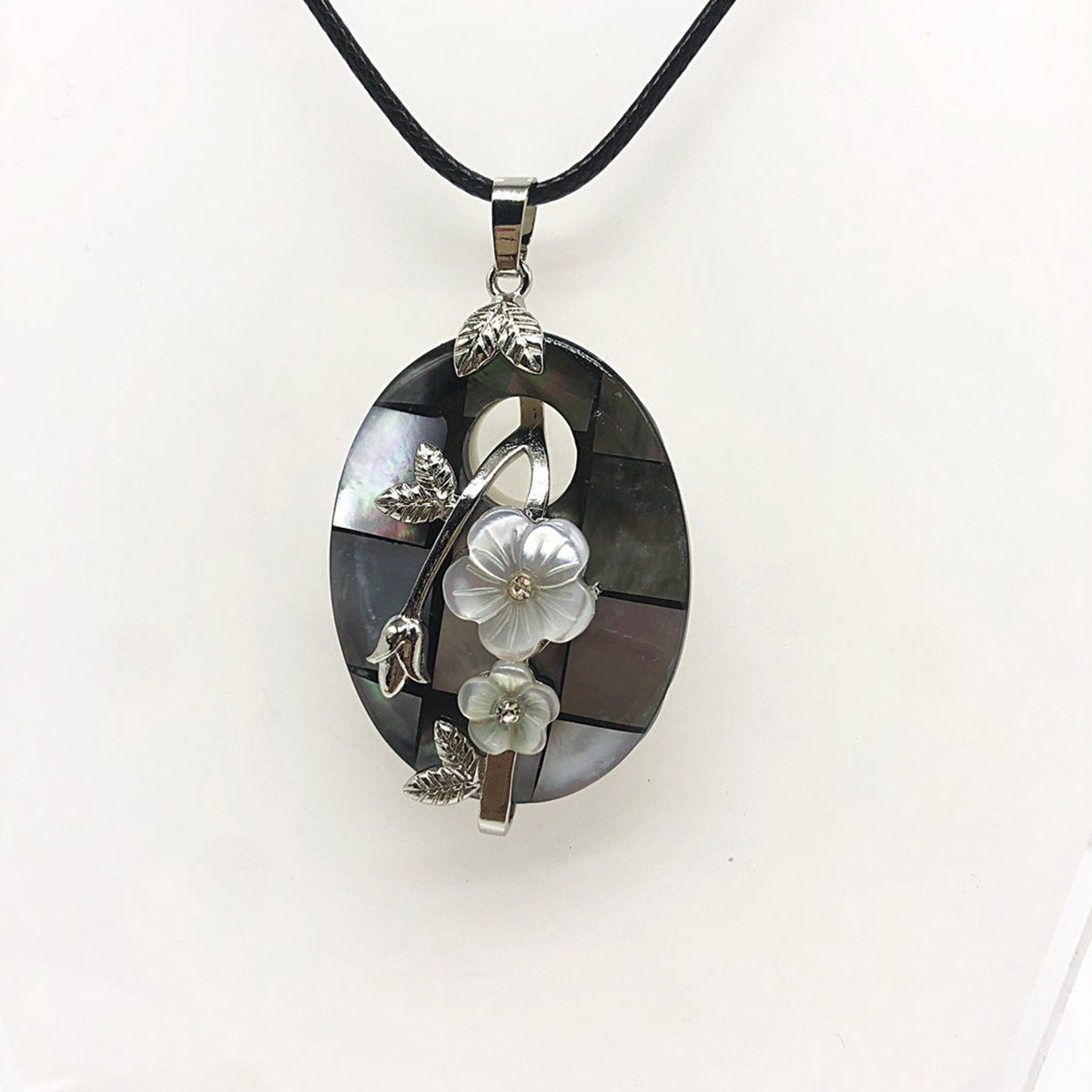 Shell Flower Necklace Tree of Life Braided Pendant