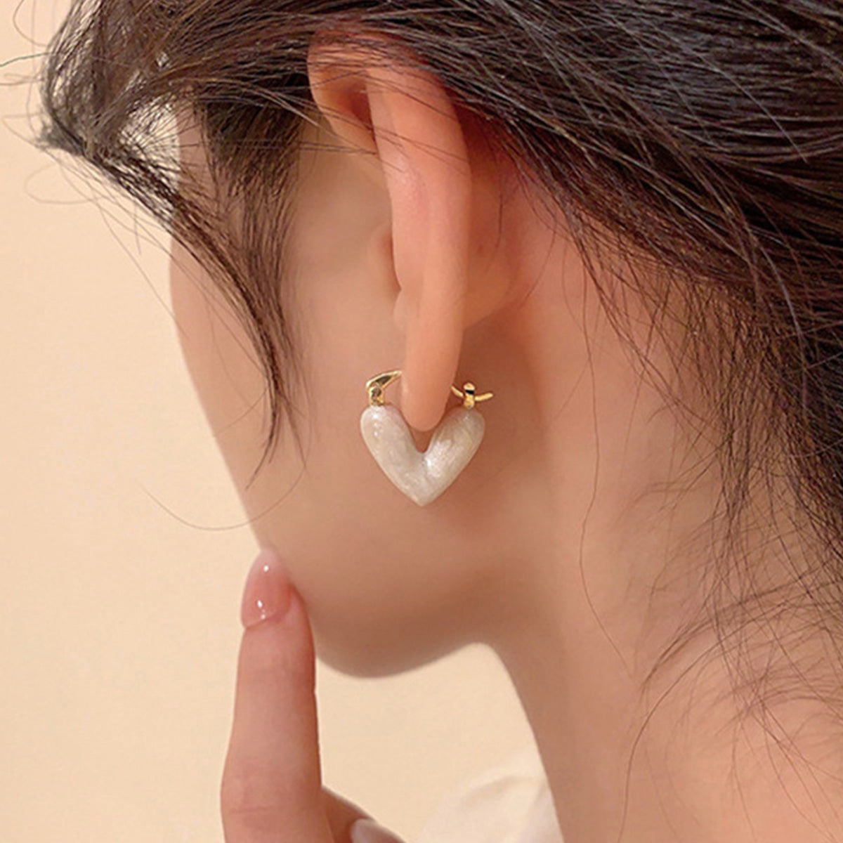 Women's Love Heart High-End Peach Heart Earrings