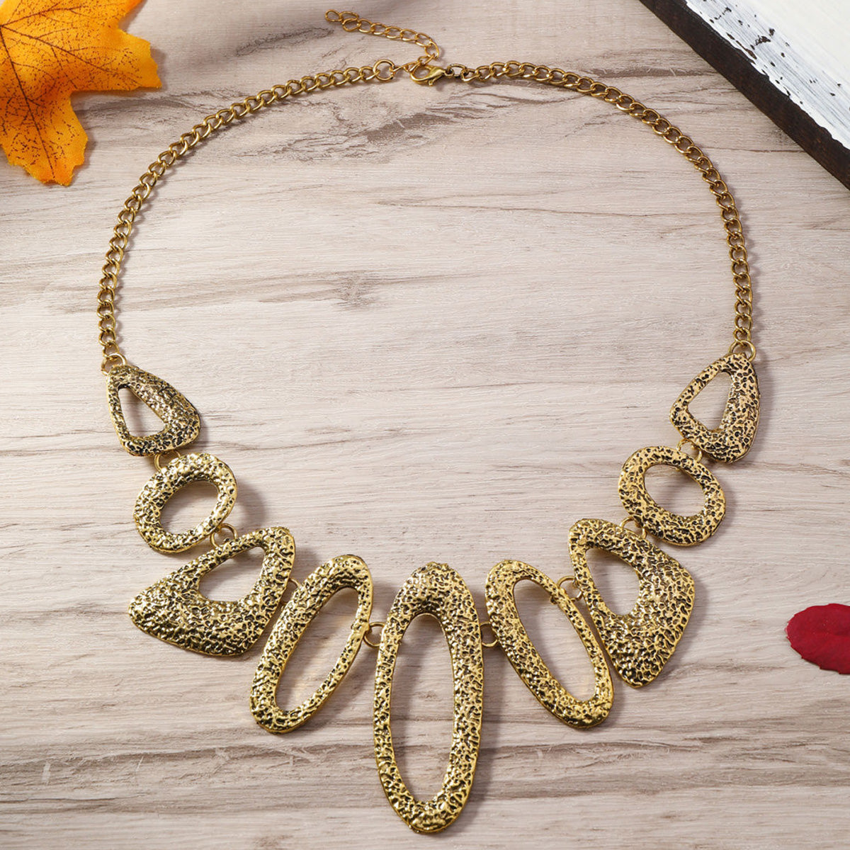 European American Retro Personality Necklace