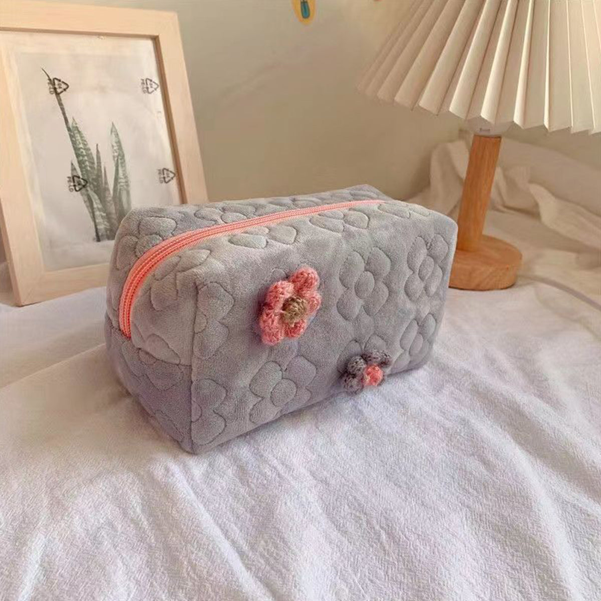 Cream Flower Makeup Bag Portable Women's Toilet Bag