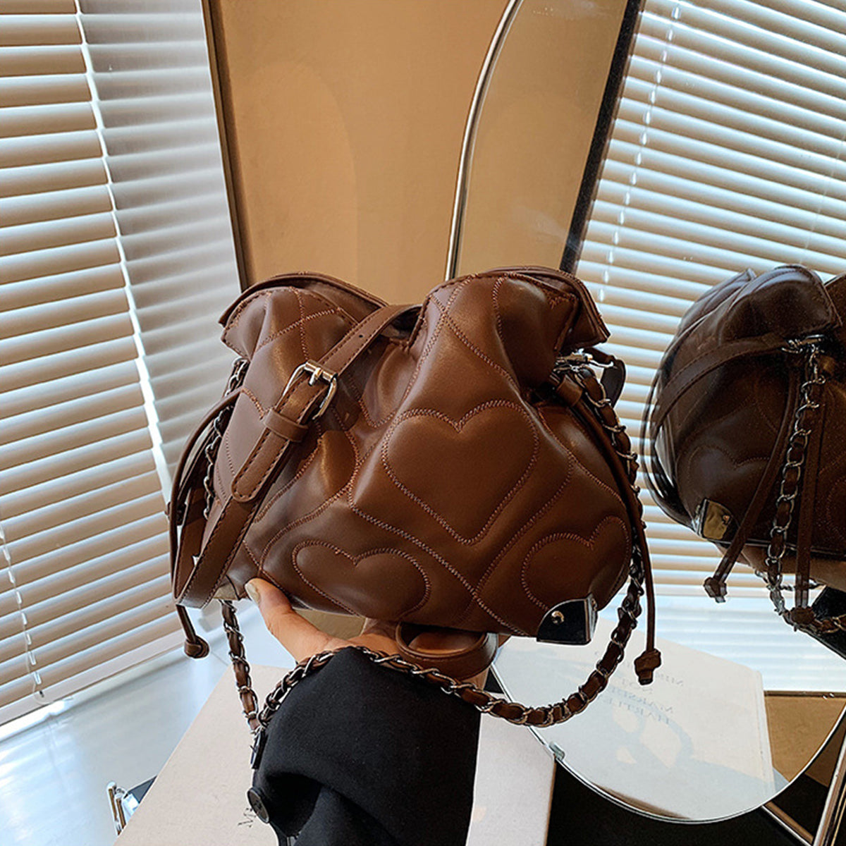 2025 Popular Women's Crossbody Bag Single Shoulder Bucket Bag