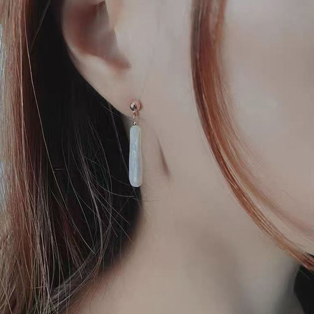 Simple Slender Baroque Opposite-Sex Pearl Earrings