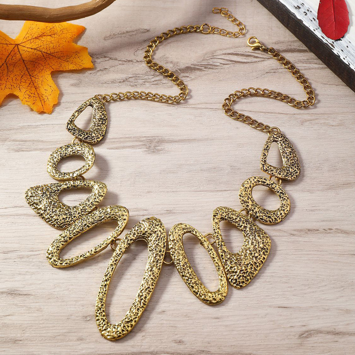European American Retro Personality Necklace