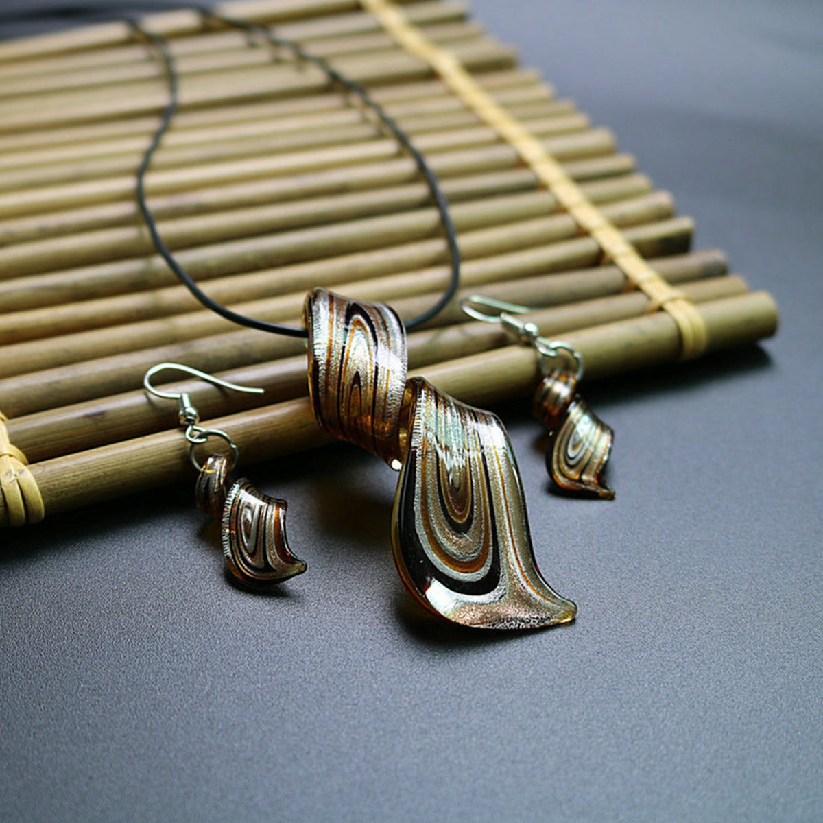 Chinese Style Handmade Spiral Knife Multi-Color Earrings Necklace Set