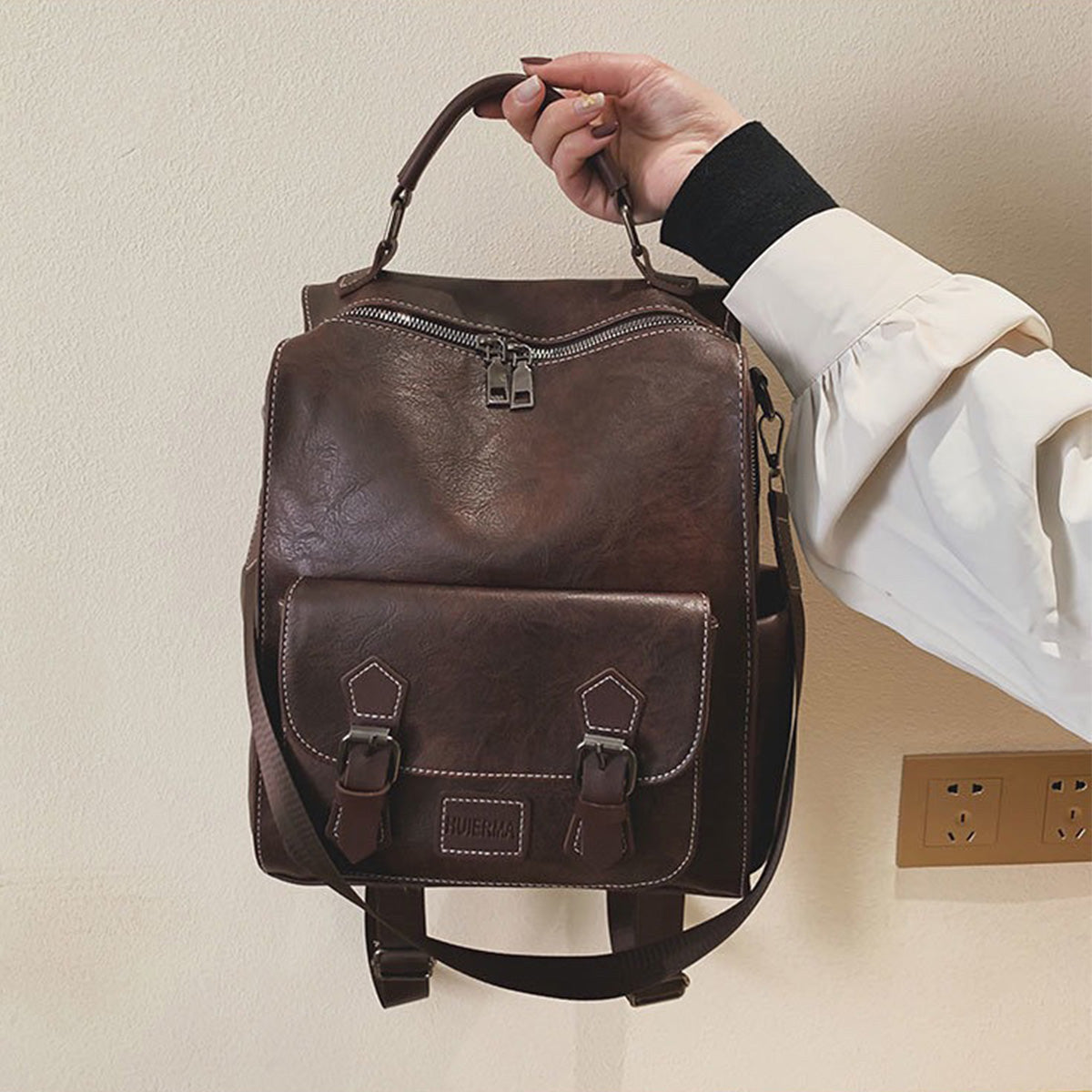 Retro British Simple College Student Backpack