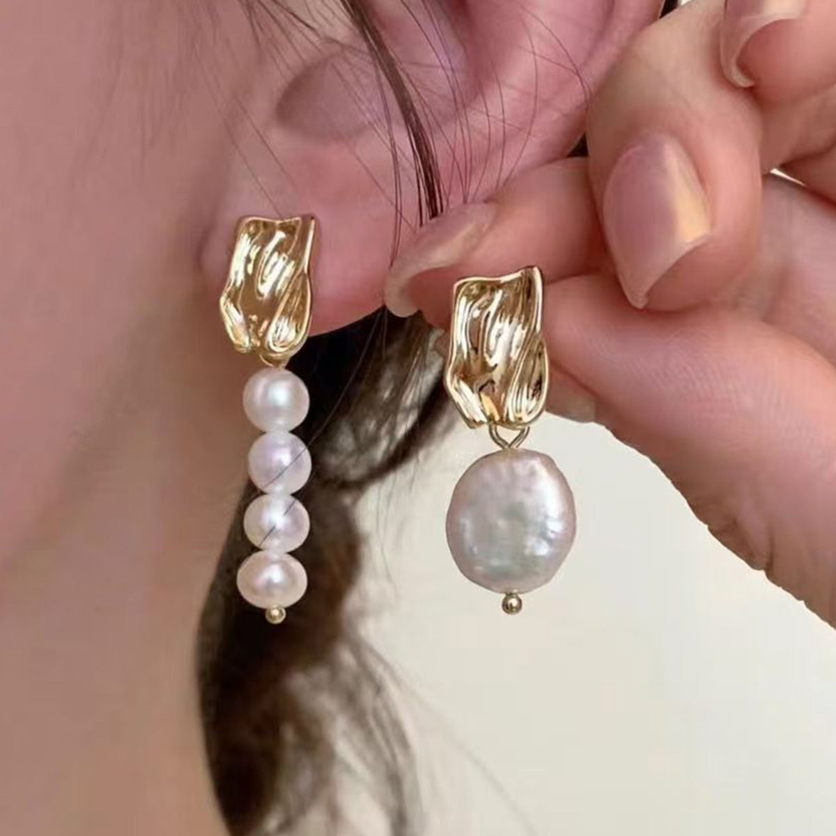 Simple Slender Baroque Opposite-Sex Pearl Earrings