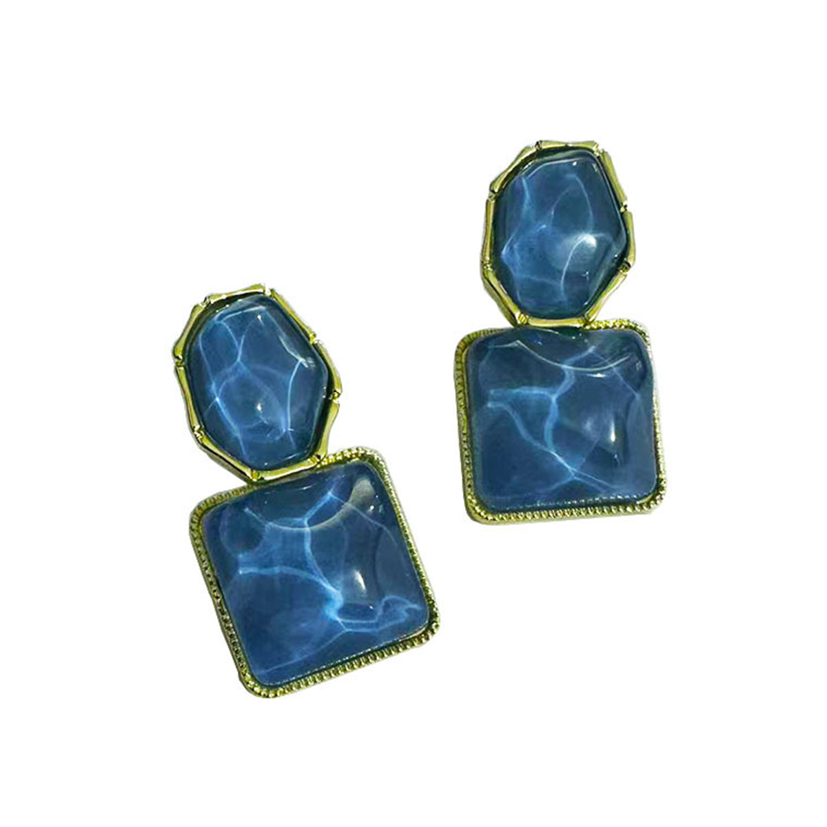 Women Diamond-Shaped Elegant Stylish Earrings