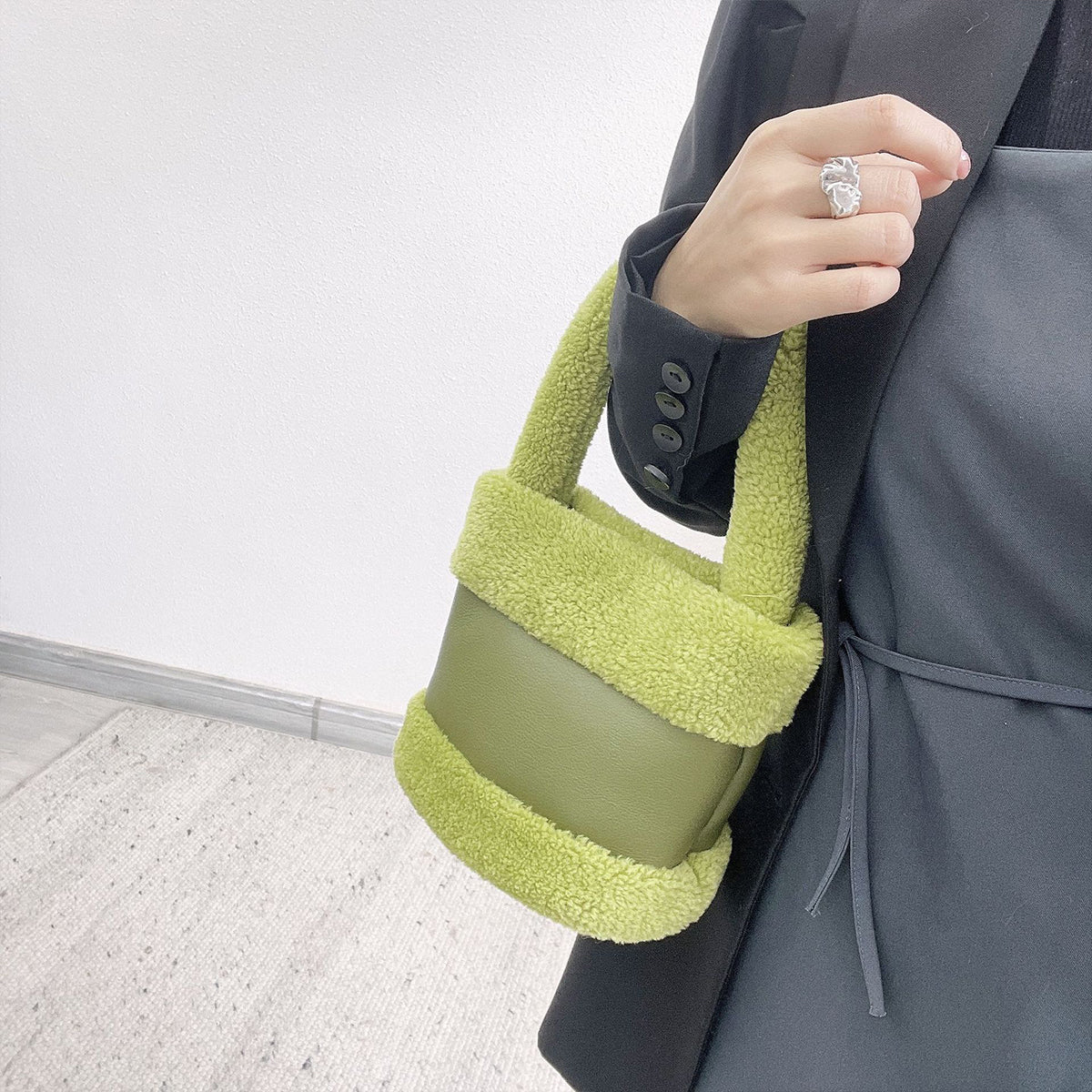 Furry Women Bag Leather Fur Fashionable Plush Bag Handbag
