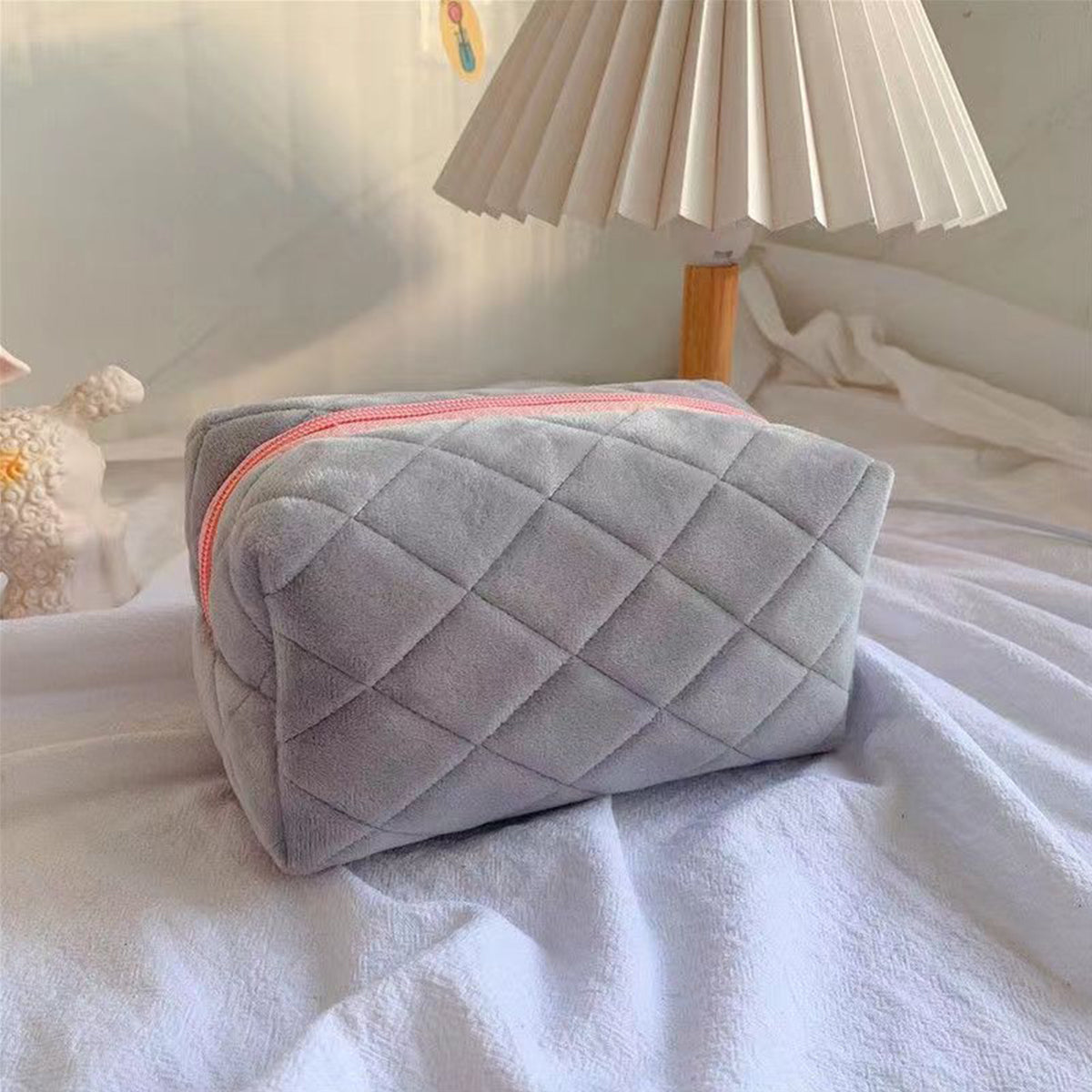 Diamond Quilted Cosmetic Bag Hand-held Storage Bag