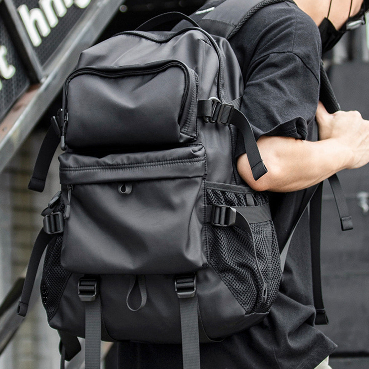 Men's Large Capacity Travel Backpack for College Students