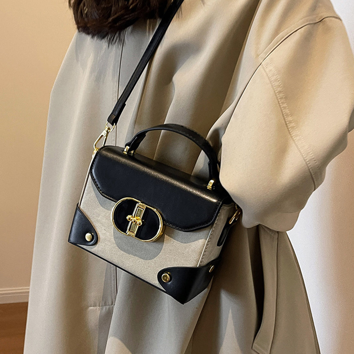 Retro Shoulder Messenger Bag Handbag Small Square Bag