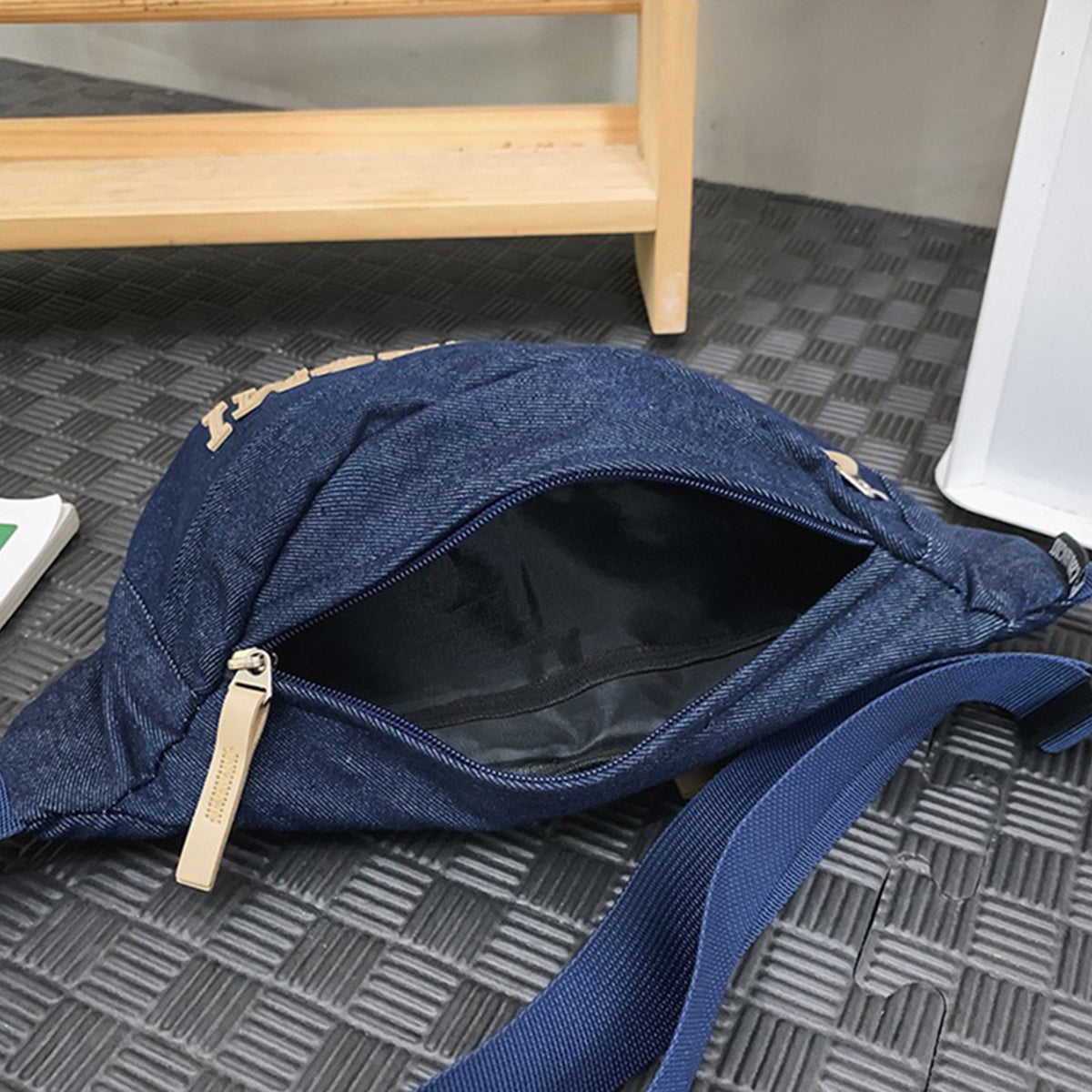 Men's Messenger Bag Letter Shoulder Bag
