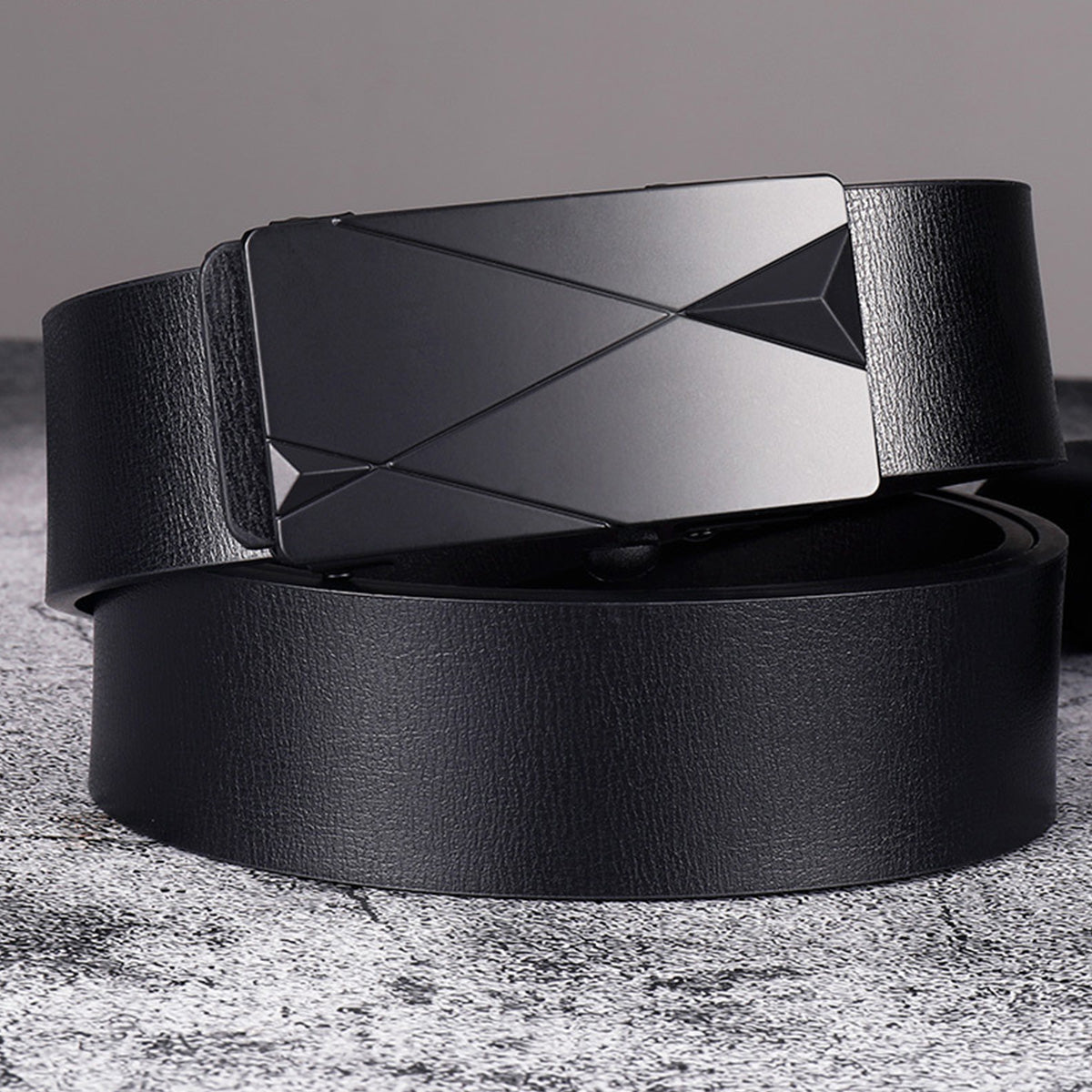 Men's Trendy Business Belt Without Toothless Buckle
