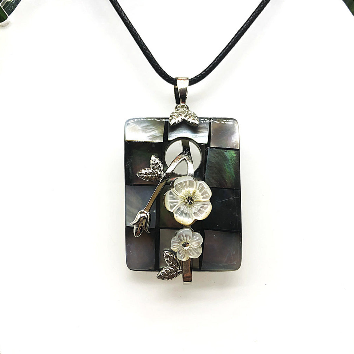 Shell Flower Necklace Tree of Life Braided Pendant