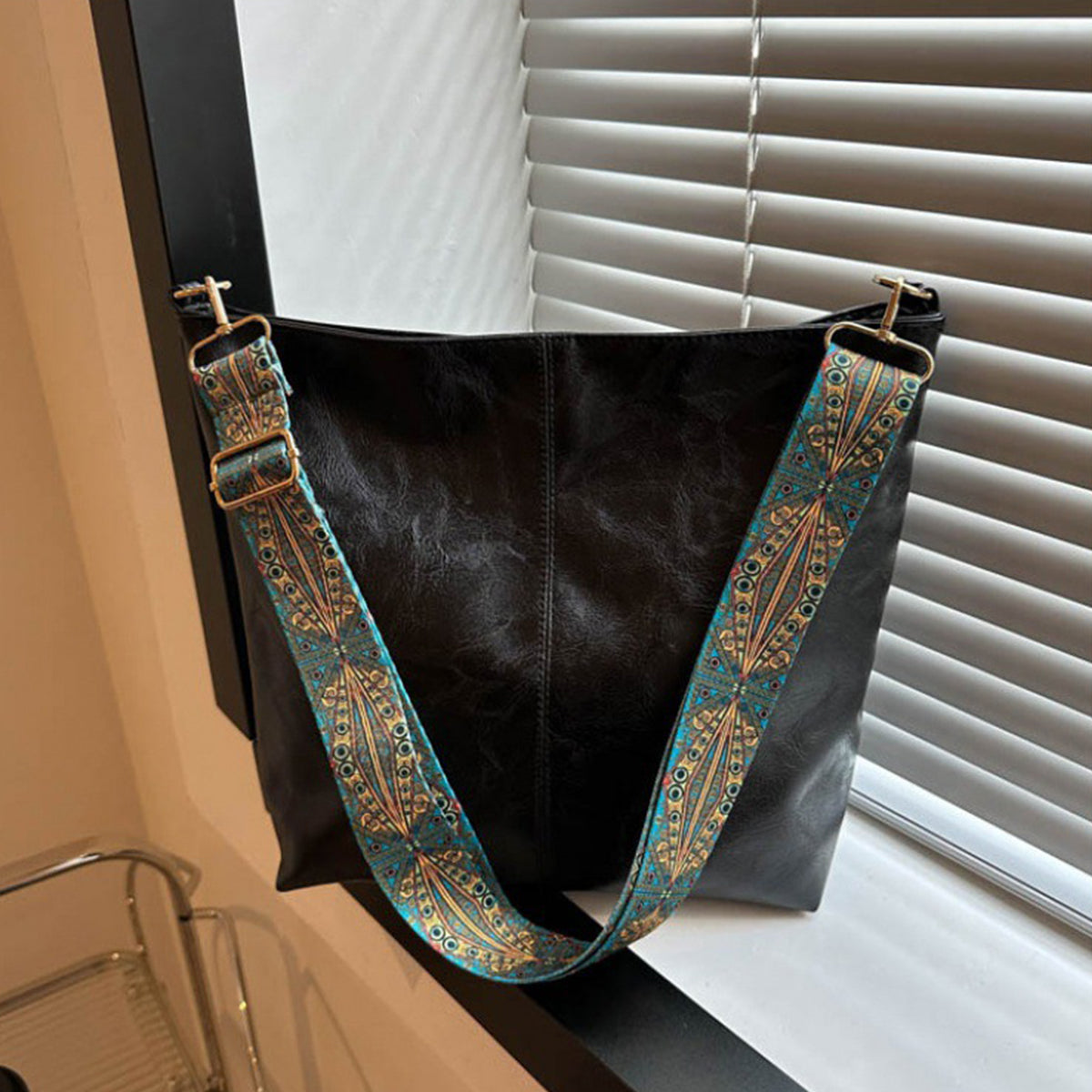 Single Shoulder Crossbody Large Capacity PU Bag